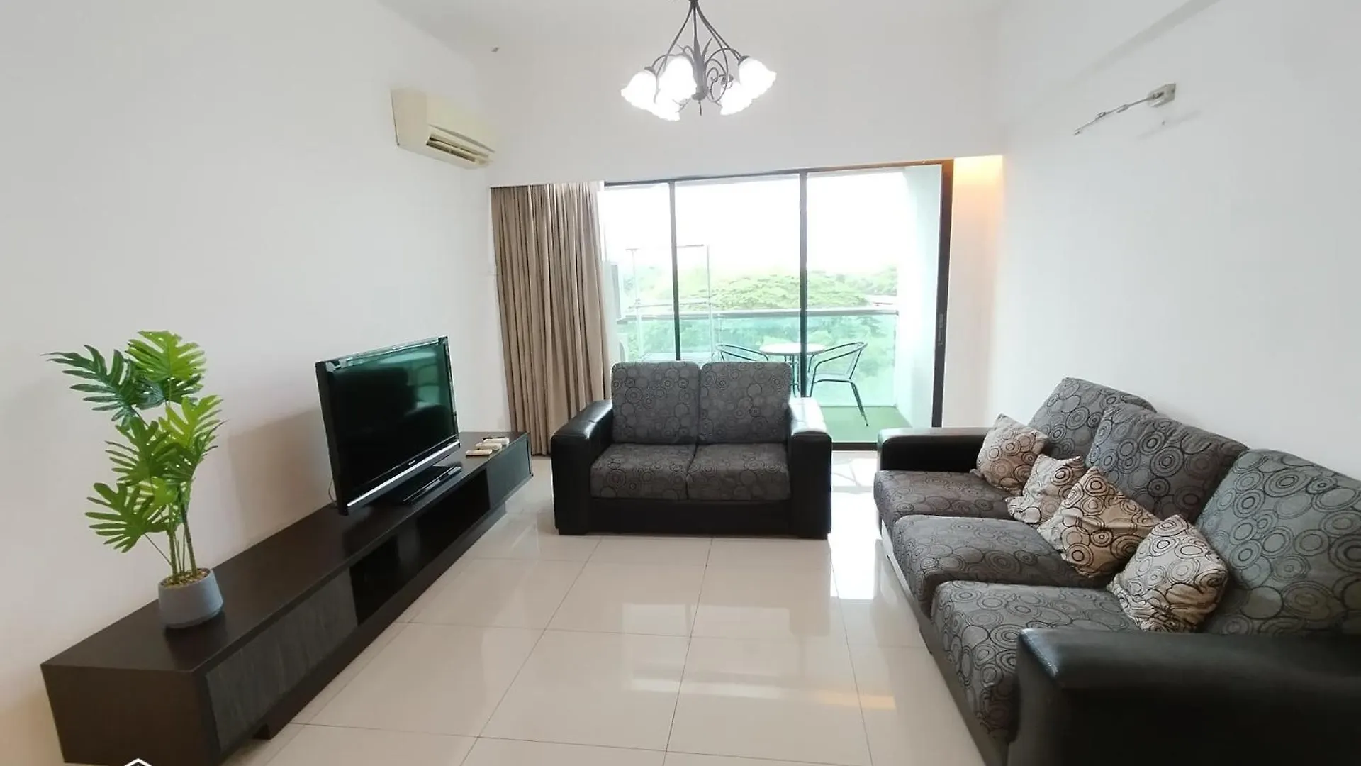 Kinta River Town Suites By Iwh Ipoh